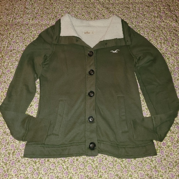 Hollister Sherpa Sweater - Picture 1 of 4